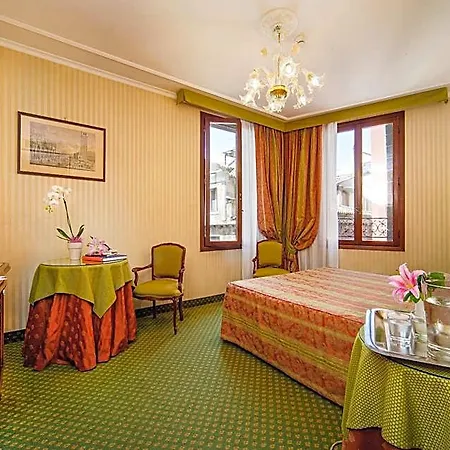 Kette Hotel