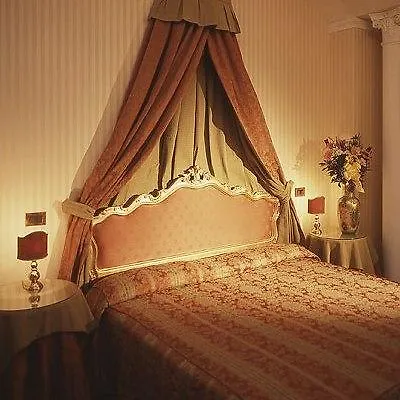 Kette 4* Venice