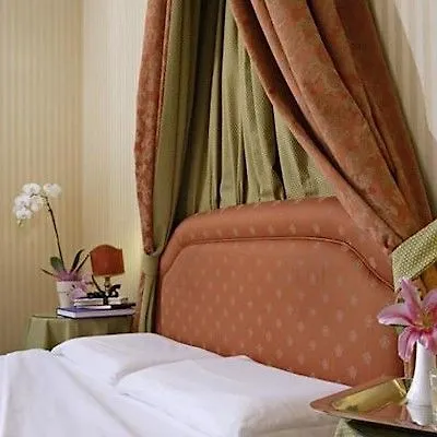 Kette Hotel Benátky